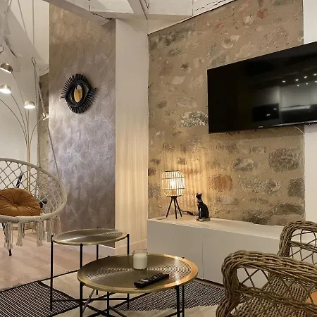 Appartement Sous L Oeil D Horus, Centre